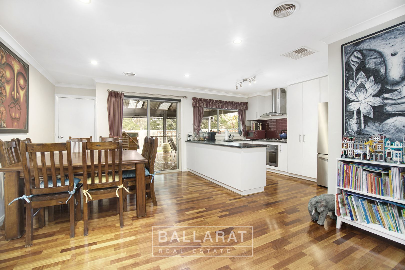 13 Damon Court, Sebastopol VIC 3356, Image 2