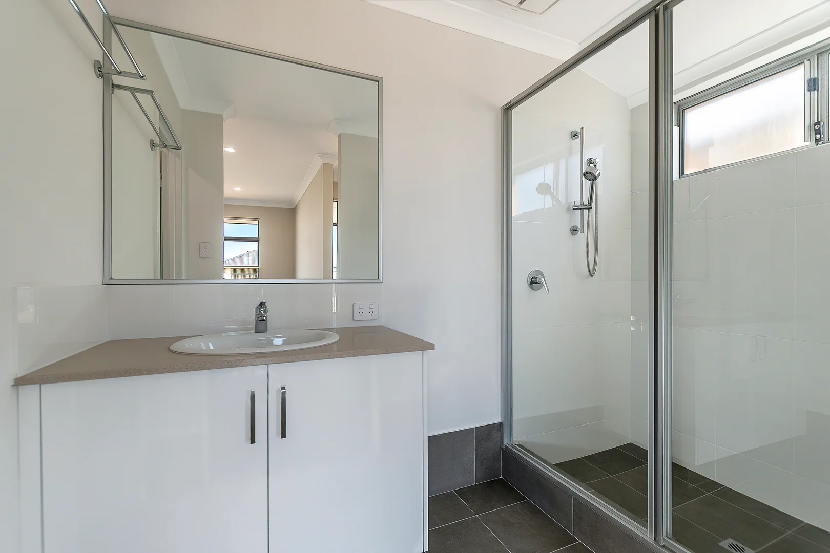 Additional image 9 of 14 Bantry Grove, Golden Bay WA 6174