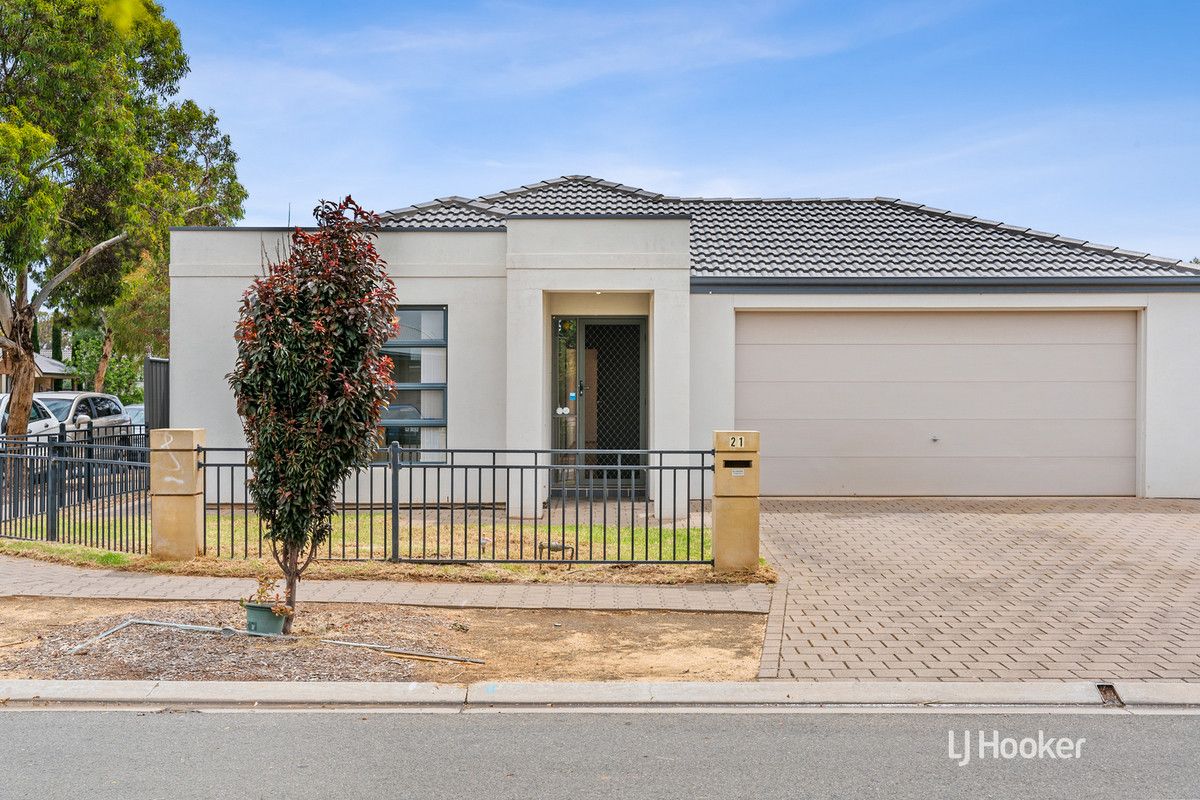21 Coonawarra Avenue, Andrews Farm SA 5114 House For Rent Domain