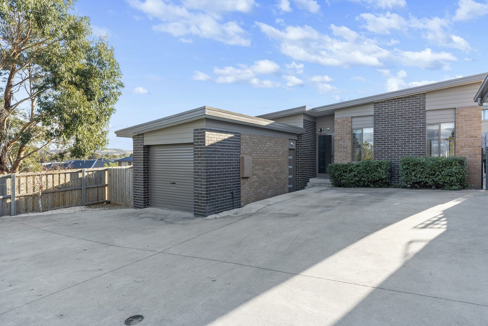 2/4 Kernot Close, Oakdowns TAS 7019, Image 0