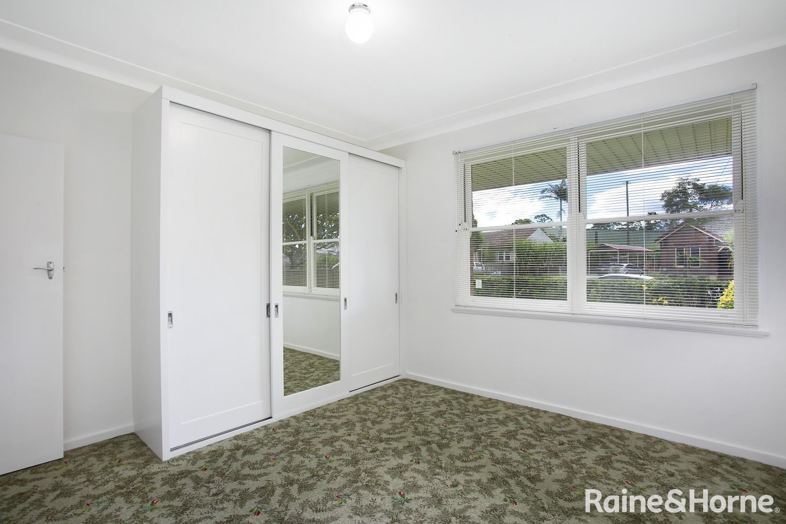 12 Stephen Street, Hornsby NSW 2077, Image 2
