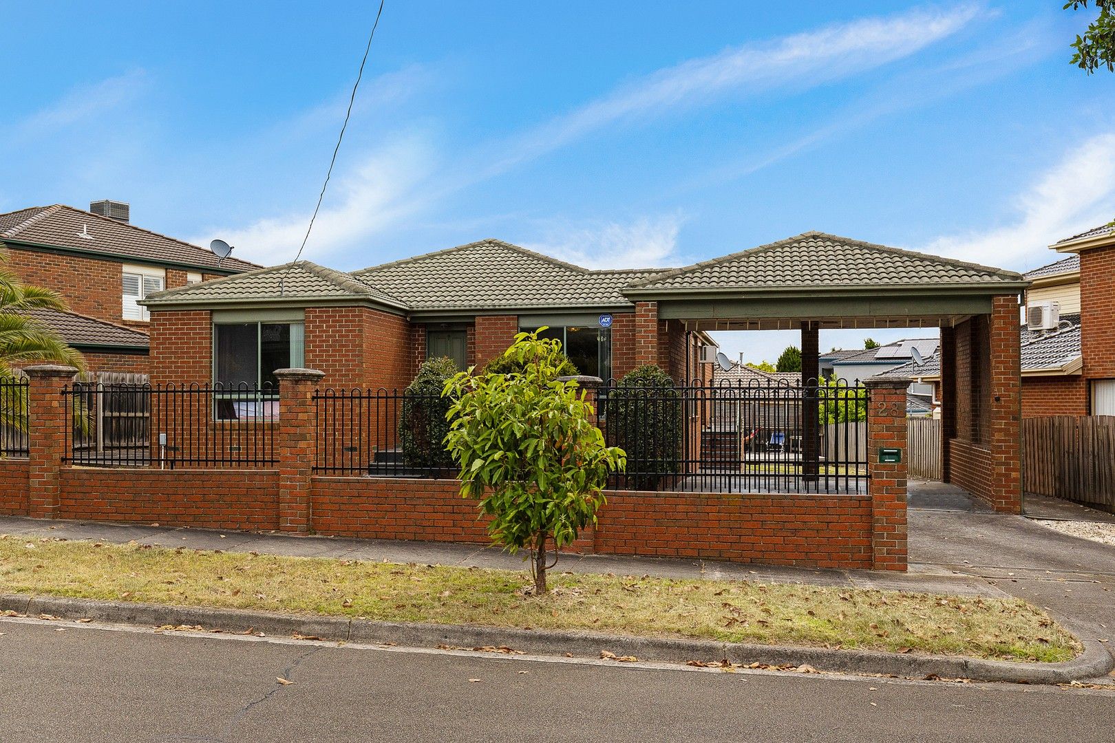 28 Shaftsbury Drive, Mulgrave VIC 3170, Image 0