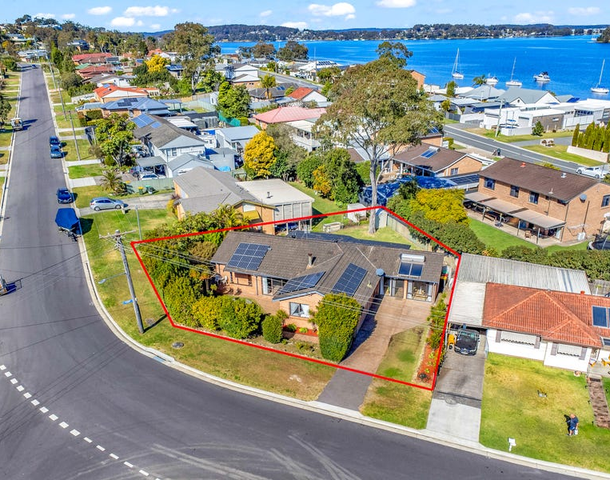 8 Alkrington Avenue, Fishing Point NSW 2283