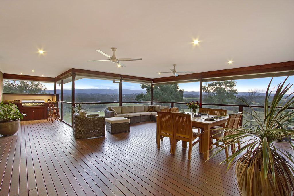 87 Gadds Lane, KURMOND NSW 2757, Image 2