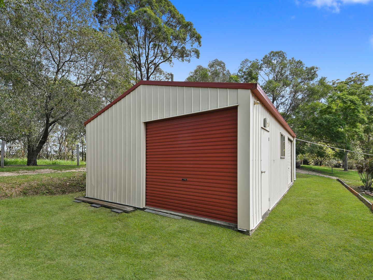 1 Hidden Valley Drive, Eatons Hill QLD 4037, Image 2