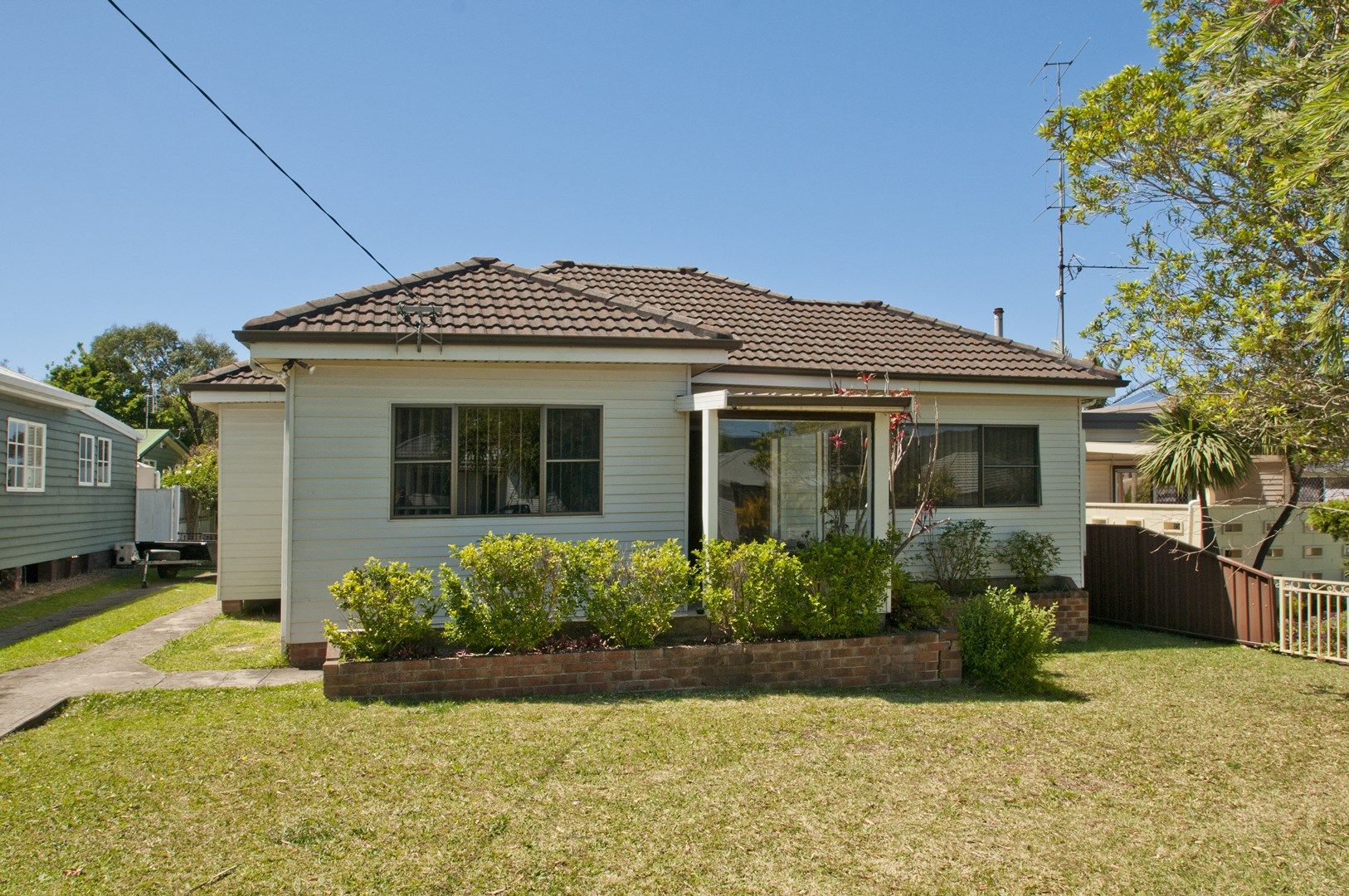 11 Spinks Rd, East Corrimal NSW 2518, Image 2