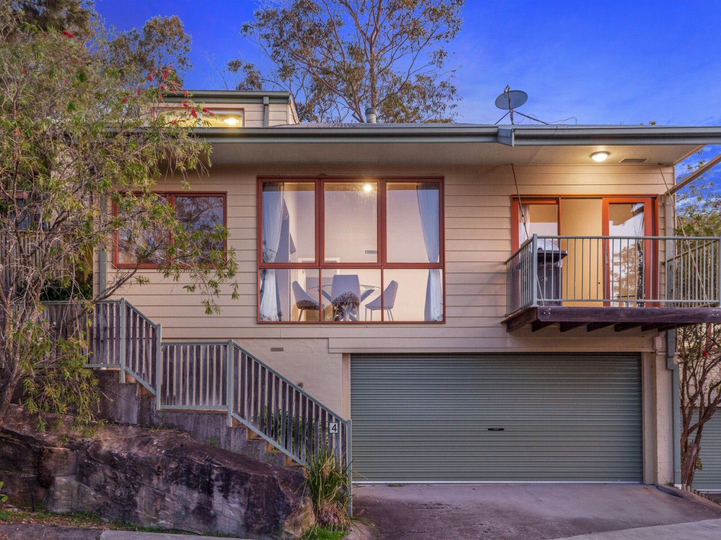 3 bedrooms House in 4/10 Playfair Road MOUNT COLAH NSW, 2079