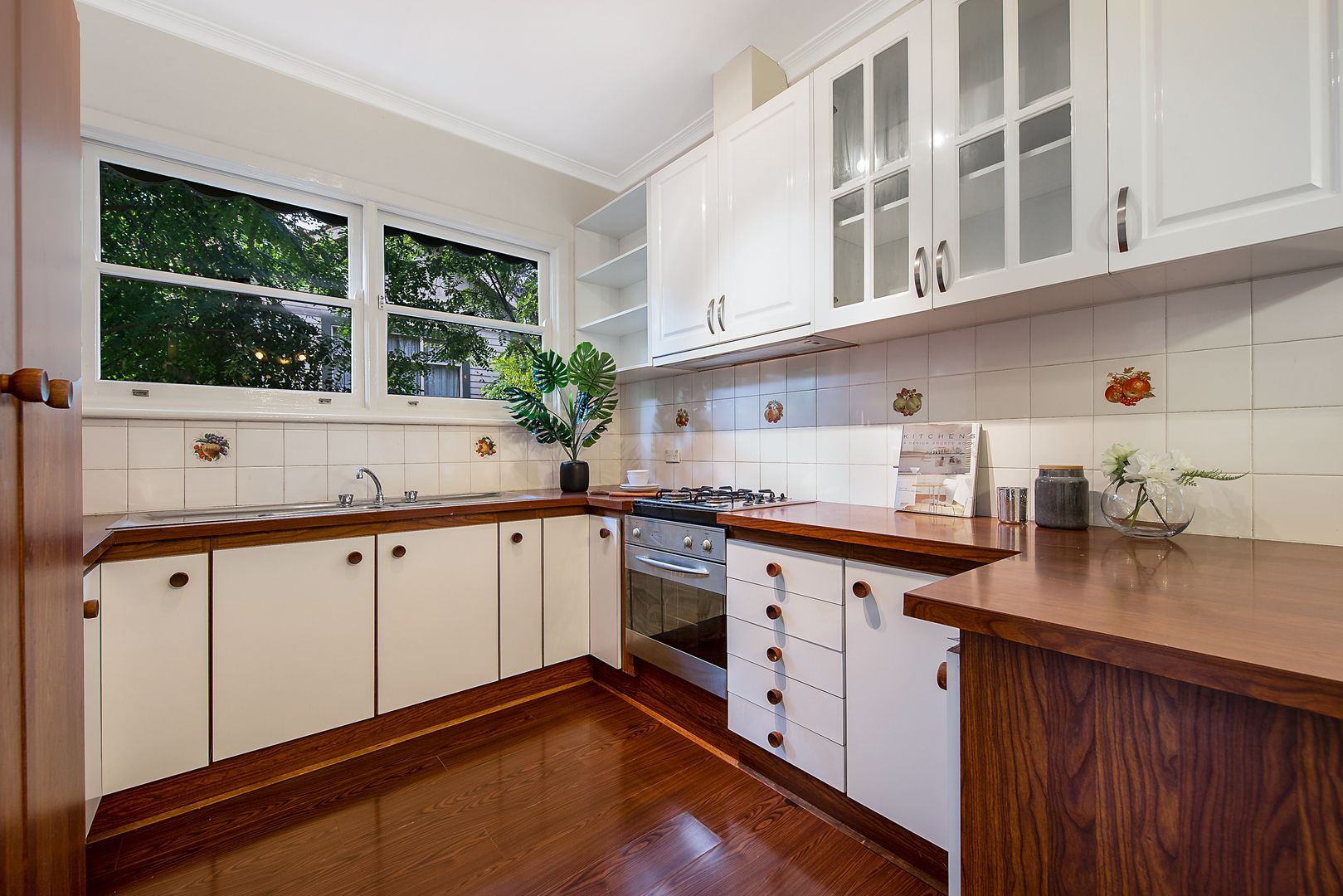 3 bedrooms House in 279 Springvale Road NUNAWADING VIC, 3131
