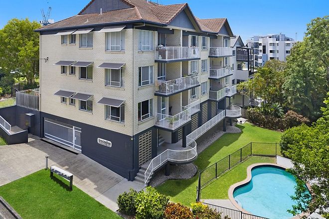 Picture of 4/26 Saltair Street, KINGS BEACH QLD 4551