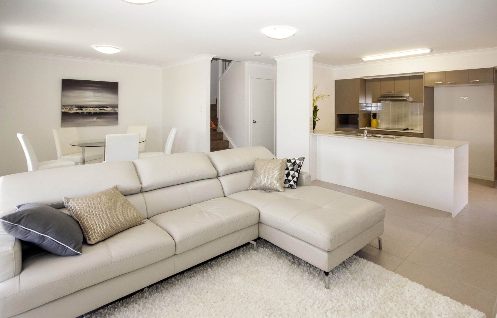 4 bedrooms Townhouse in ?B/10 SOVEREIGN PLACE ALGESTER QLD, 4115