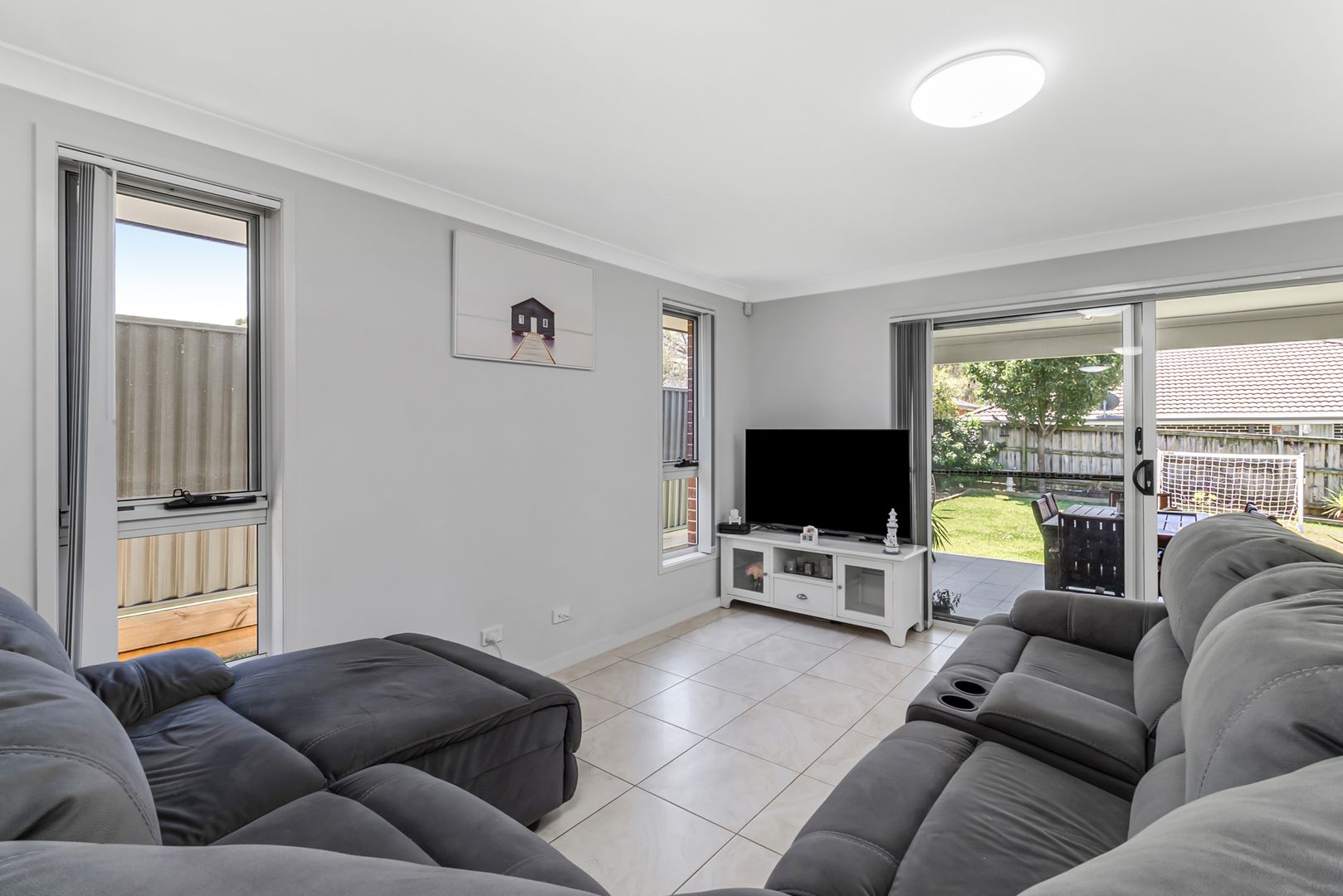 377 Caddens Road, Claremont Meadows NSW 2747, Image 1