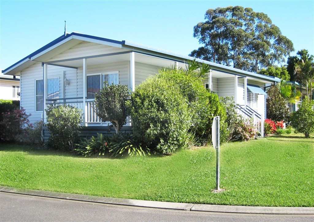 8/1 Greenmeadows Drive, Dahlsford Village, Port Macquarie NSW 2444, Image 0