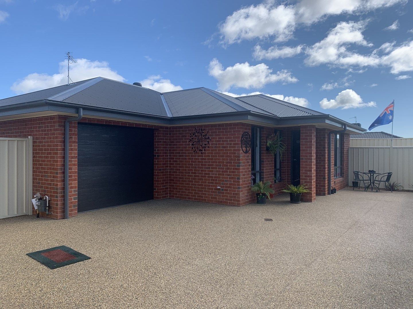 2 bedrooms House in 3/13 Weary Dunlop Drive BENALLA VIC, 3672