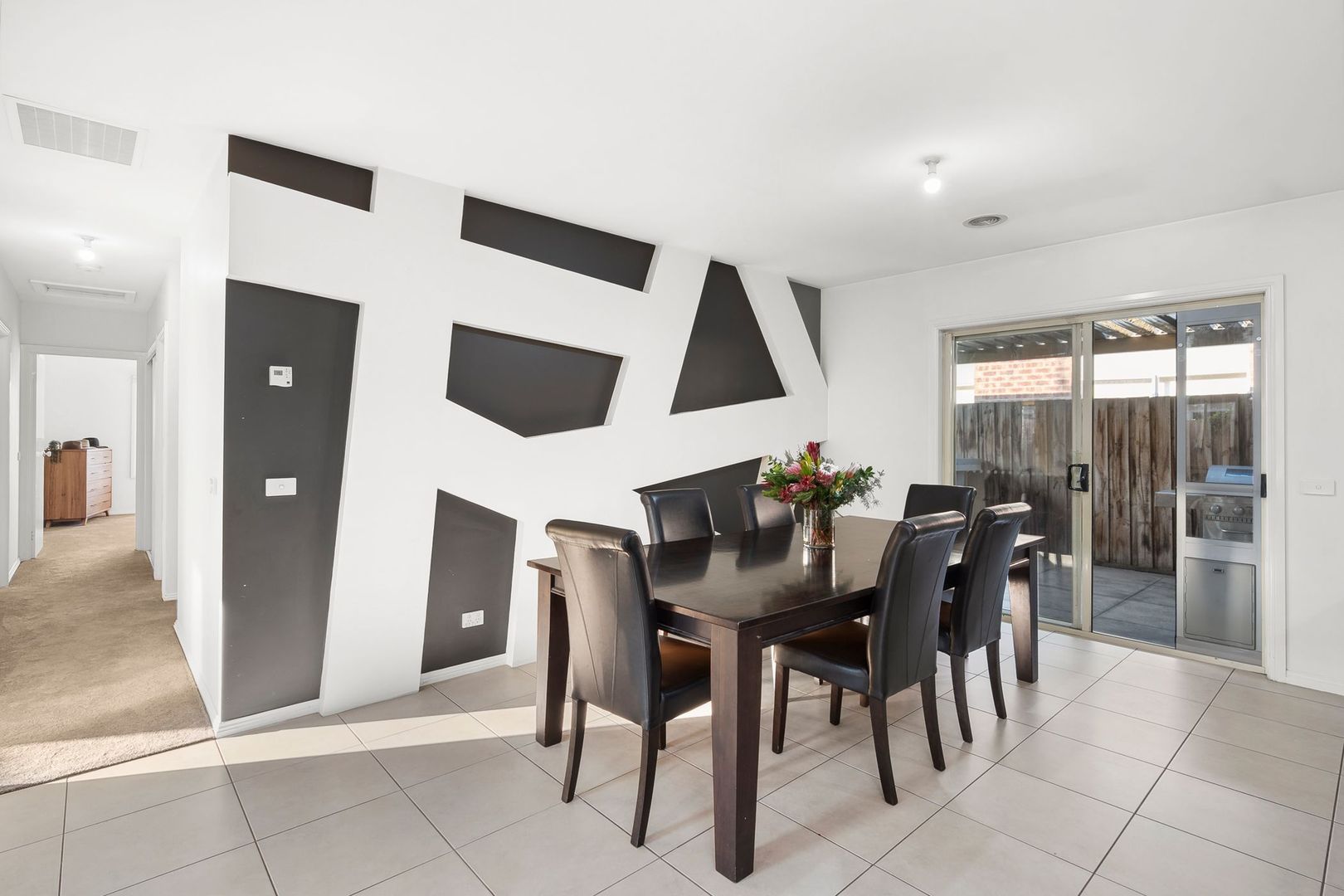 18 Koala Court, Whittington VIC 3219, Image 2