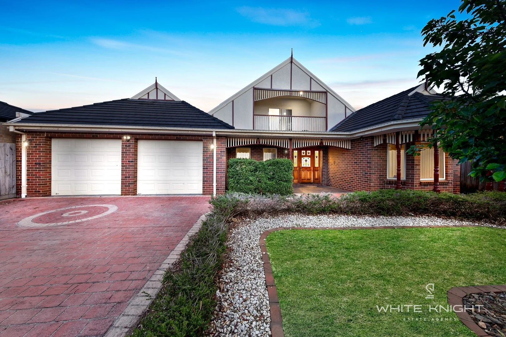 24 Thomson Way, Taylors Hill VIC 3037