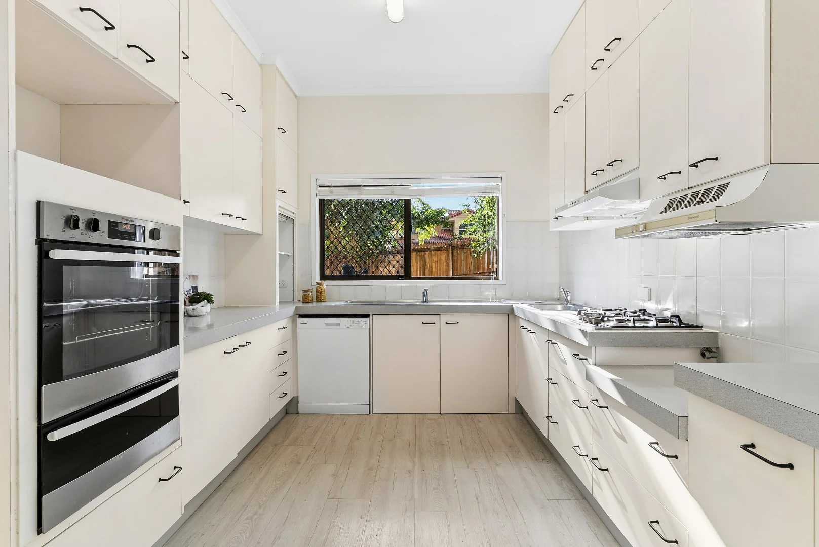 Additional image 7 of 11 Ashburton Street, Chapel Hill QLD 4069