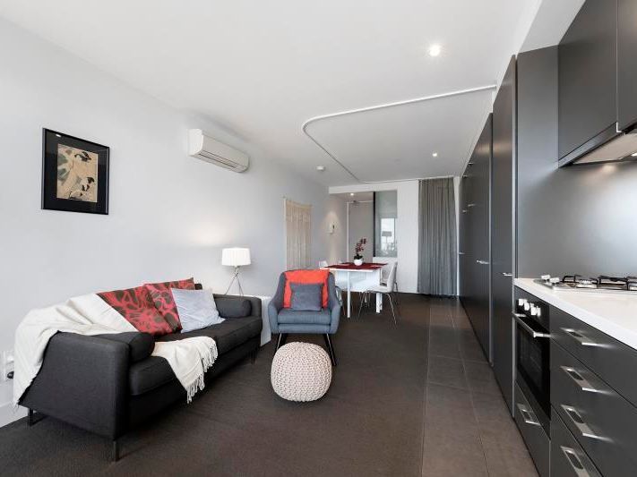 1 bedrooms Apartment / Unit / Flat in 204/32 Bray Street SOUTH YARRA VIC, 3141