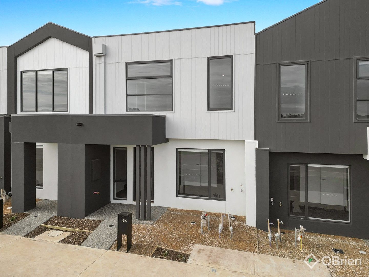 4 bedrooms House in 64 Wild Goose Way CLYDE NORTH VIC, 3978