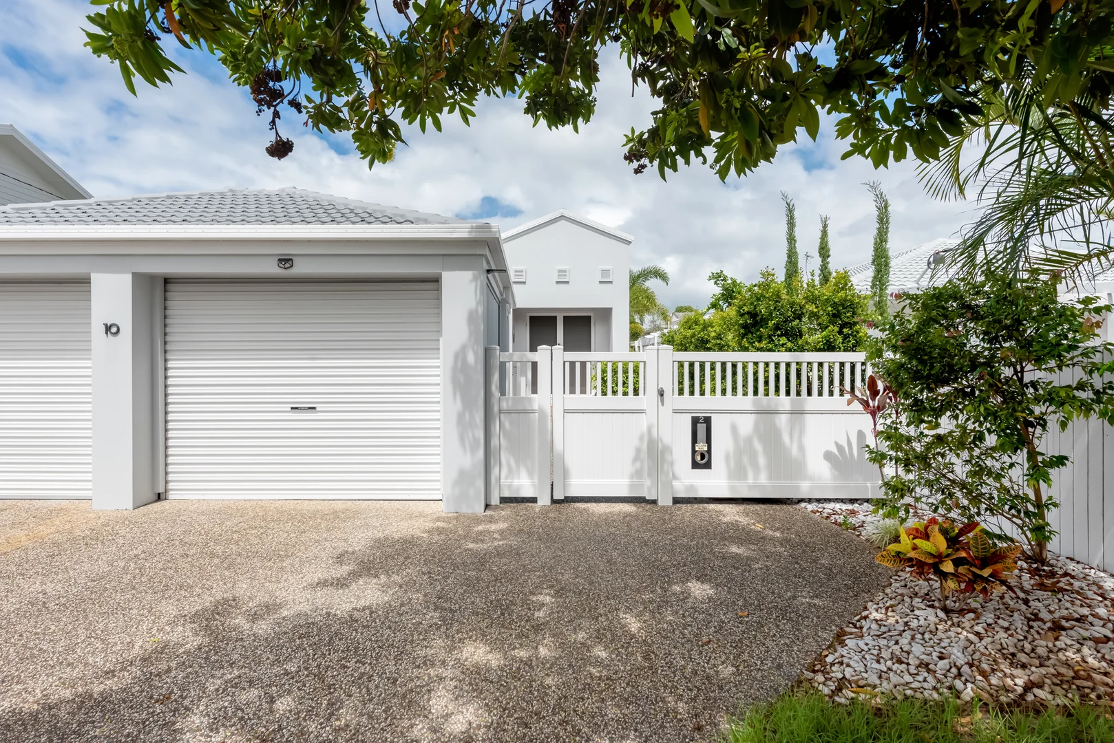 Additional image 4 of 2/10 Nankeen Avenue, Paradise Point QLD 4216