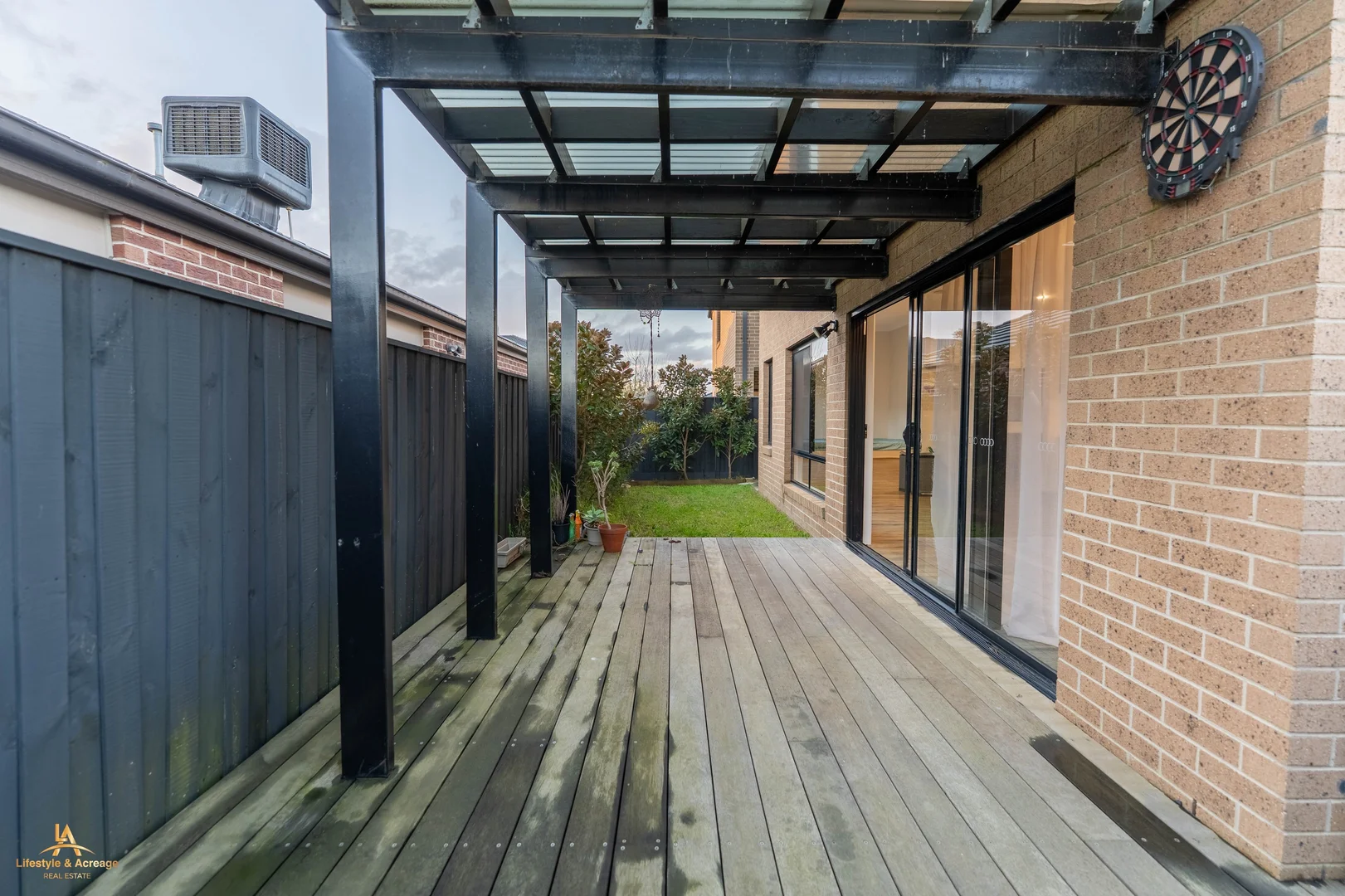 Additional image 21 of 28 Hekela Street, Clyde North VIC 3978