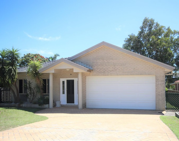 14 Raiss Close, Lemon Tree Passage NSW 2319