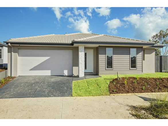 2 Seahaven Way, Safety Beach VIC 3936