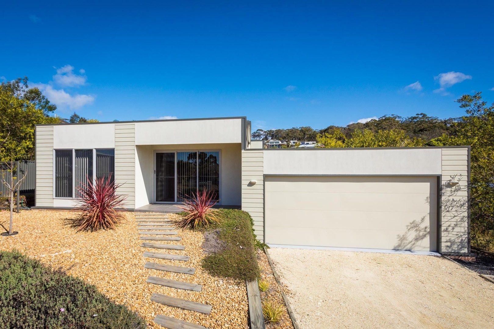 207 Pacific Way, Tura Beach NSW 2548, Image 0