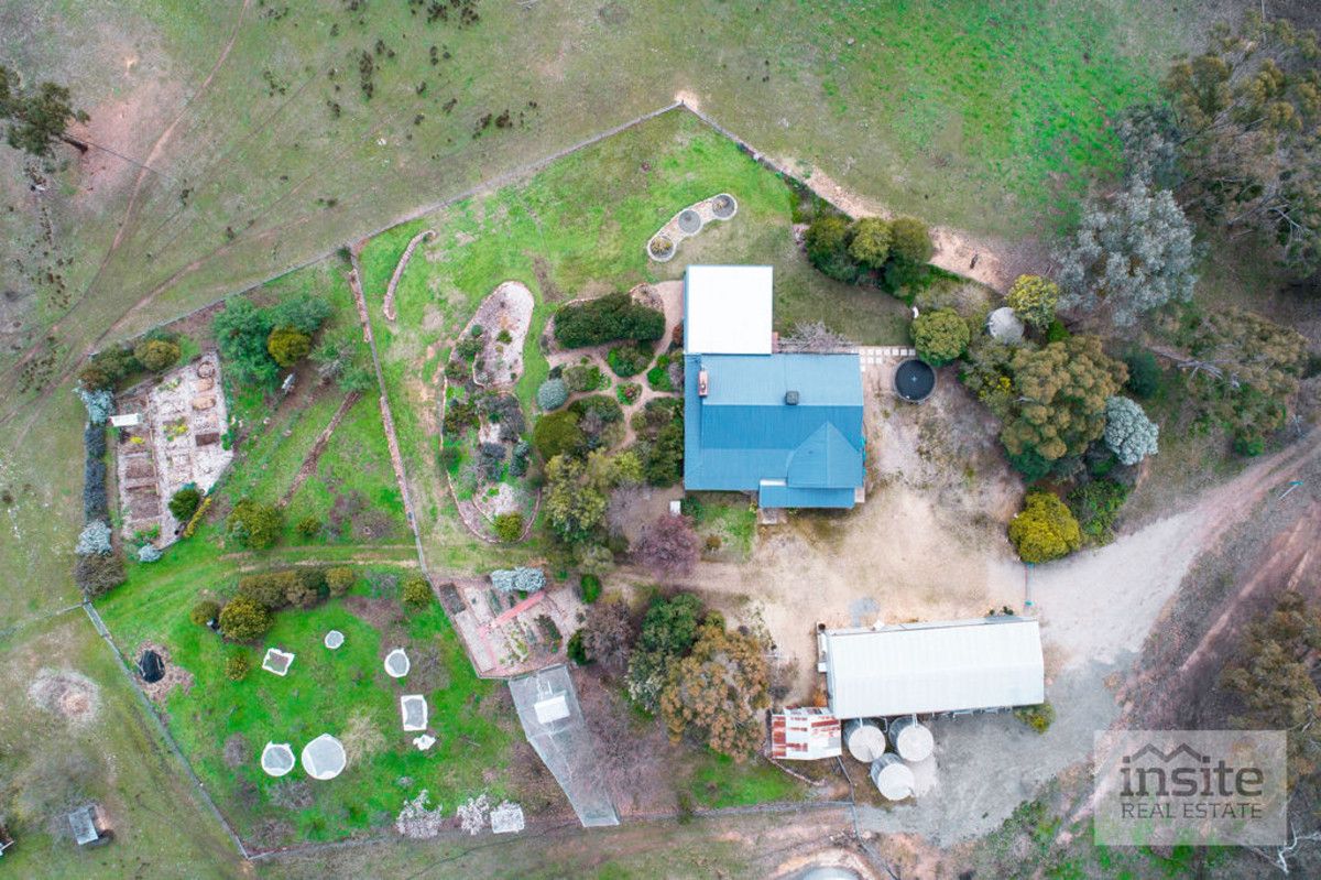 54 Yarrabee Road, Markwood VIC 3678, Image 2