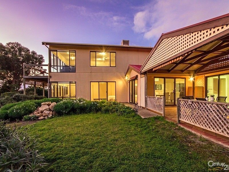 11 Caralue Street, Port Willunga SA 5173, Image 0