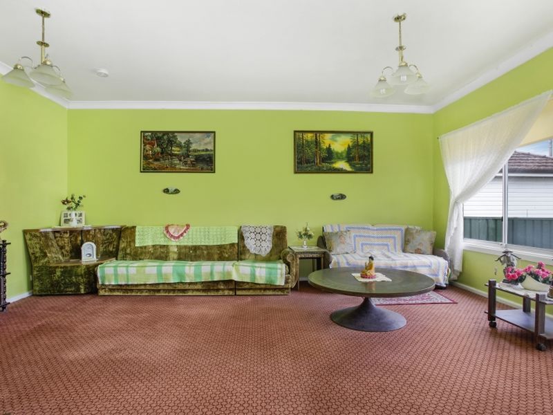 89 Mandarin Street, Fairfield East NSW 2165, Image 2