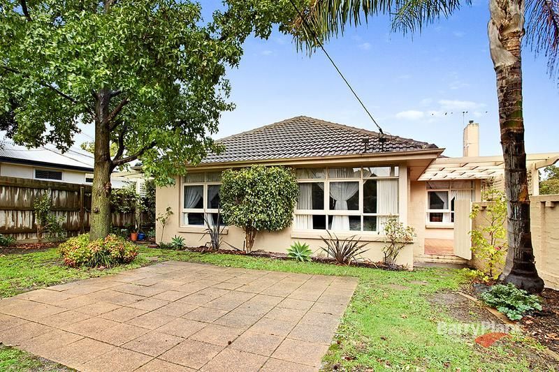 1/34 Westwood Drive, BULLEEN VIC 3105, Image 2