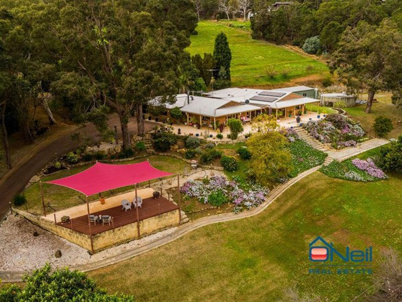 162 Carradine Road, Bedfordale WA 6112