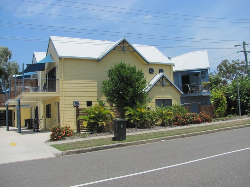 1/9 Orana Avenue, Boyne Island QLD 4680, Image 2