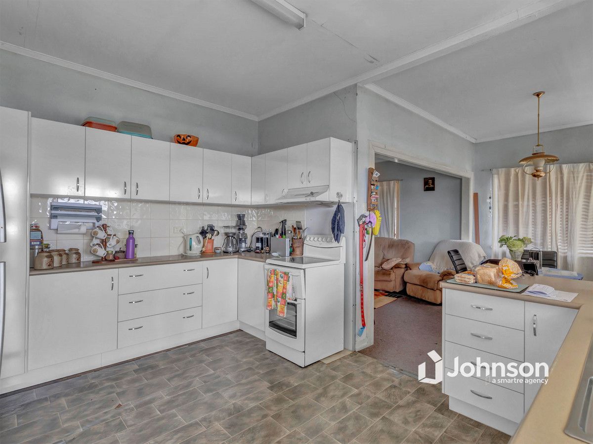 18 Stuart Street, Eastern Heights QLD 4305, Image 1