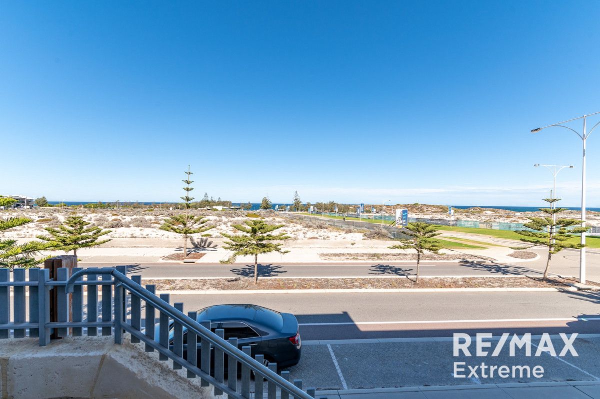 2 bedrooms Apartment / Unit / Flat in 9/50 Commander Drive ALKIMOS WA, 6038