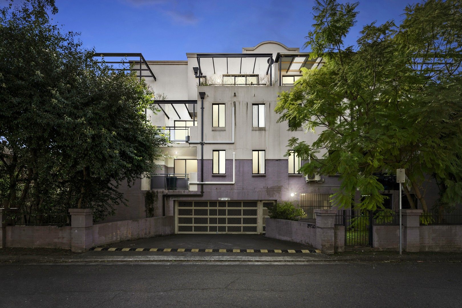 2 bedrooms Apartment / Unit / Flat in 9/20 Santley Crescent KINGSWOOD NSW, 2747