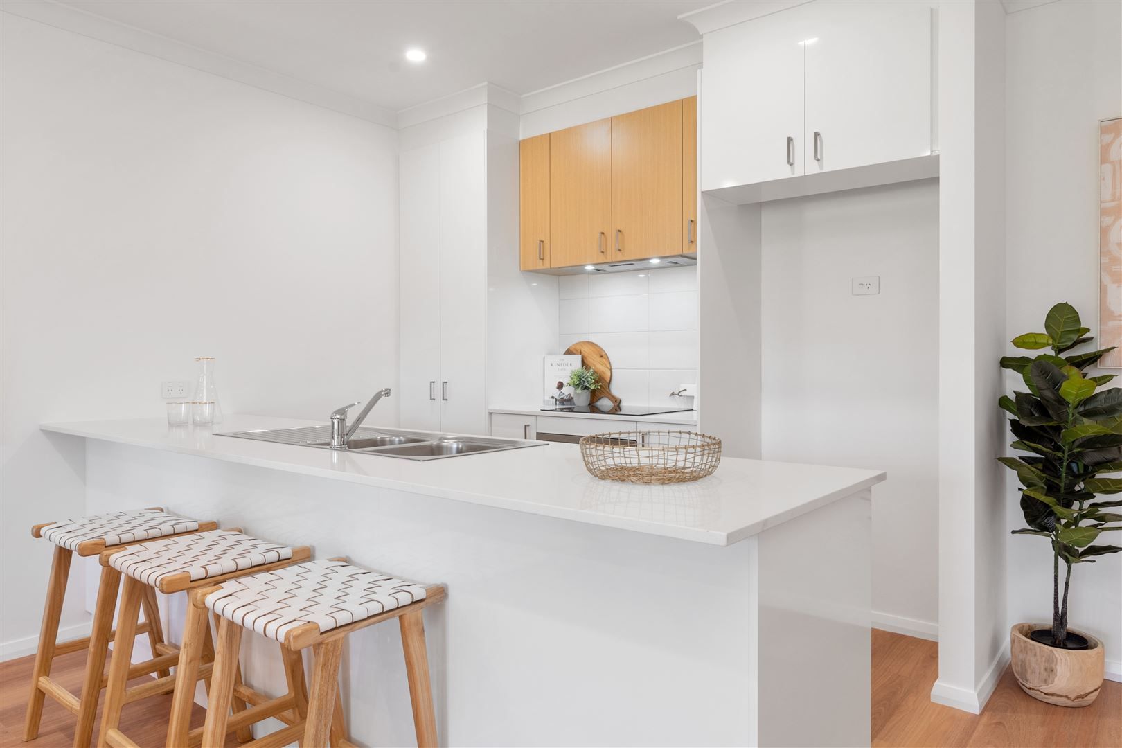 25/23 Buckingham Crescent, Kardinya WA 6163, Image 2