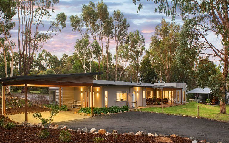4 bedrooms House in 15 Balmoral Drive QUINDALUP WA, 6281