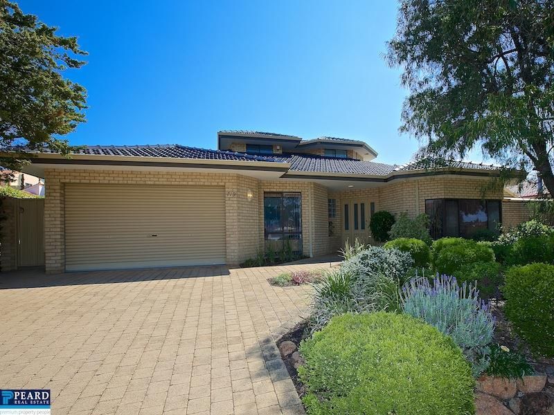 119 Castlecrag Drive, Kallaroo WA 6025, Image 0