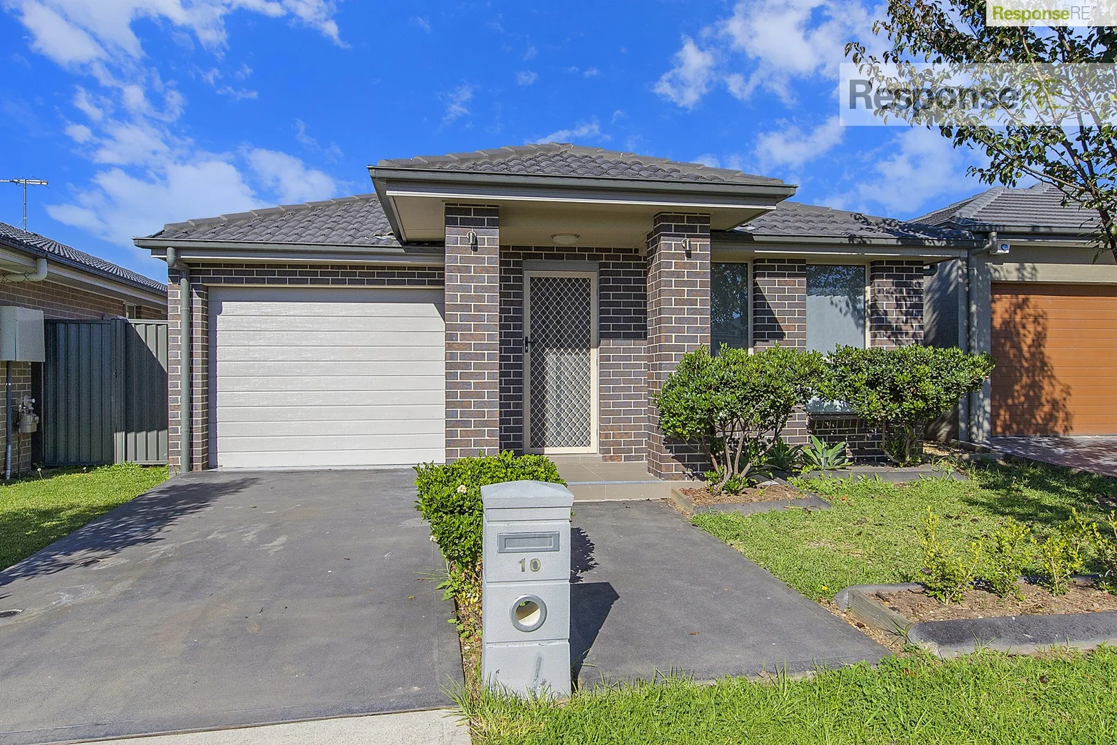 10 Nelson Street, Jordan Springs NSW 2747