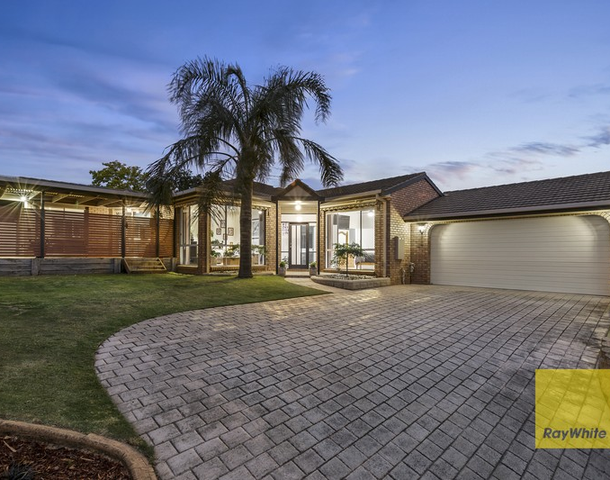 14 Monterey Drive, Waurn Ponds VIC 3216