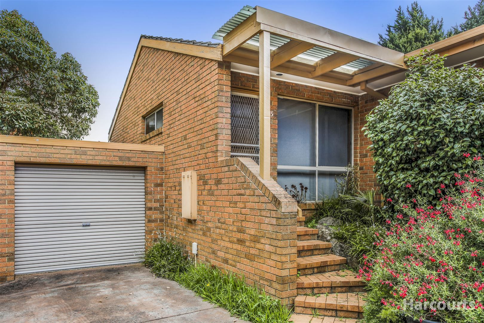 2 bedrooms Apartment / Unit / Flat in 3/29-31 Kidds Road DOVETON VIC, 3177