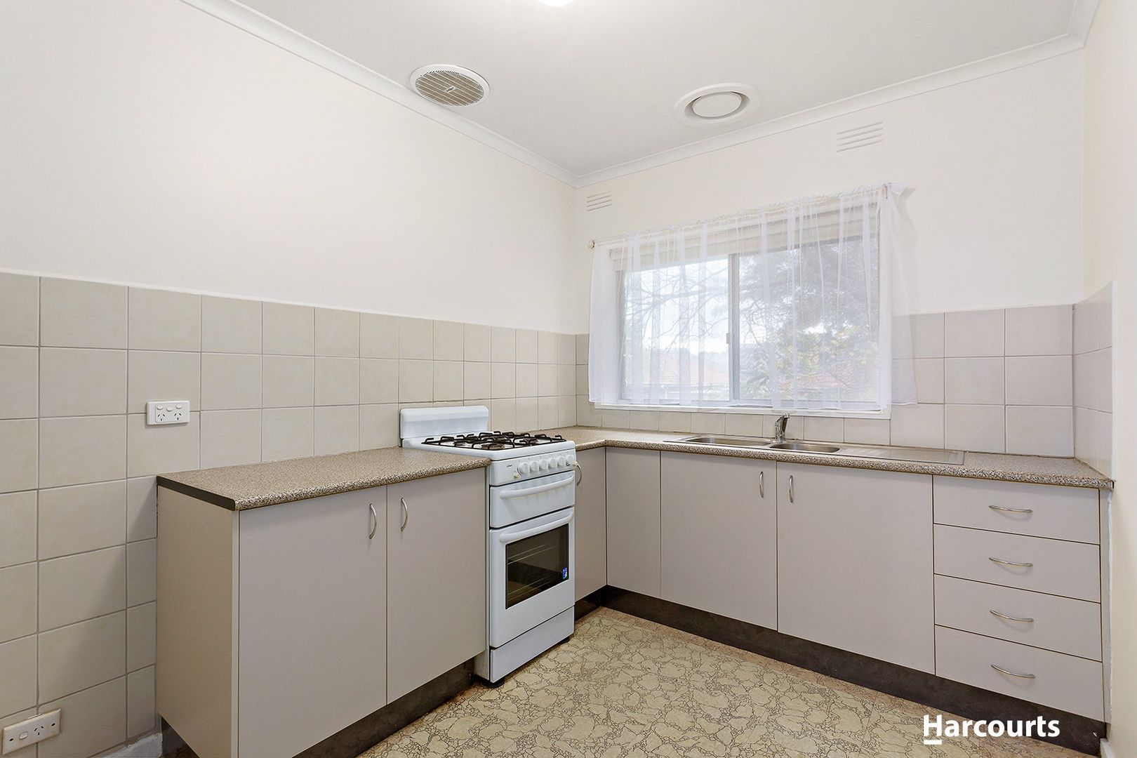 4/25A Arthur Street, Coburg North VIC 3058, Image 2