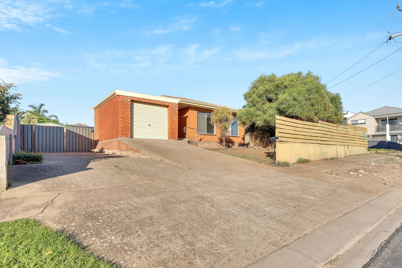 Additional image 2 of 22 Grundy Terrace, Christies Beach SA 5165