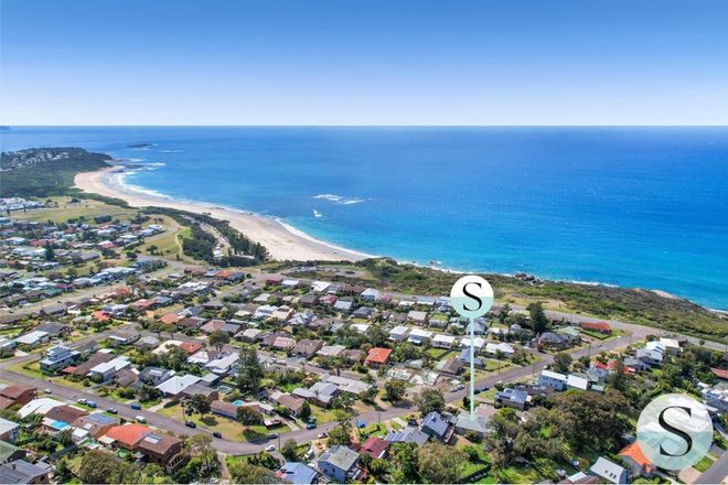 Picture of 46 Ocean View Parade, CAVES BEACH NSW 2281