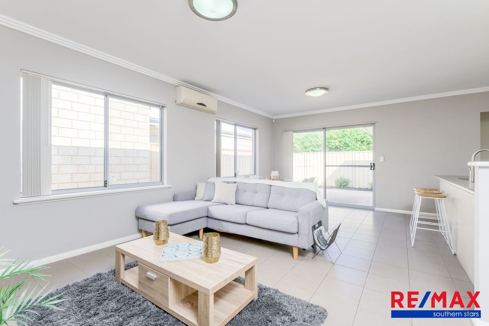 11b Crawford Street, Cannington WA 6107, Image 2