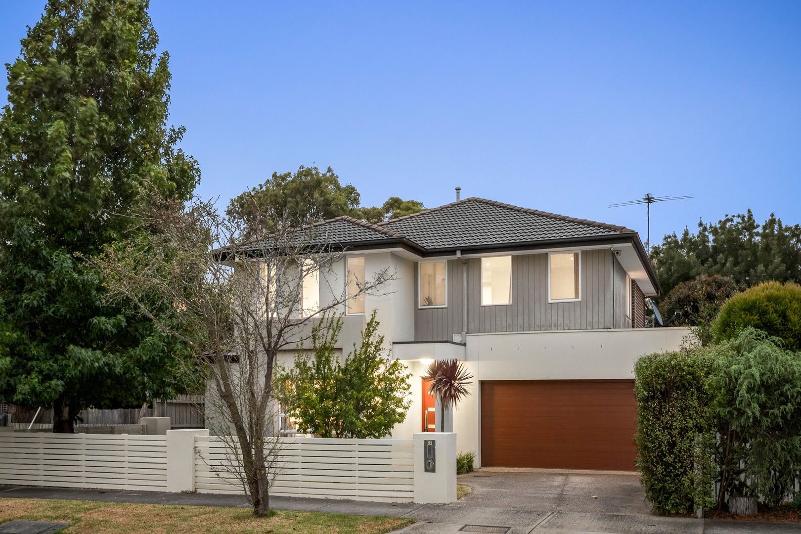 22 Beaver Street, Box Hill South VIC 3128, Image 0