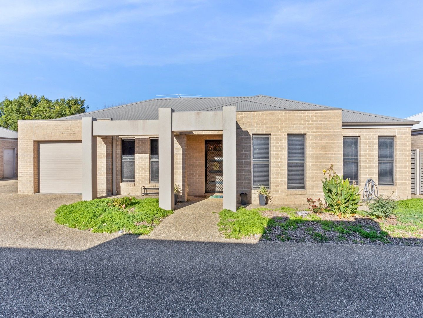 7/378 Cambourne Street, Lavington NSW 2641, Image 0