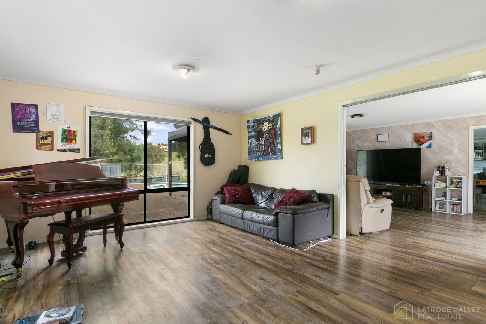 31 Foxs Road, Toongabbie VIC 3856, Image 2