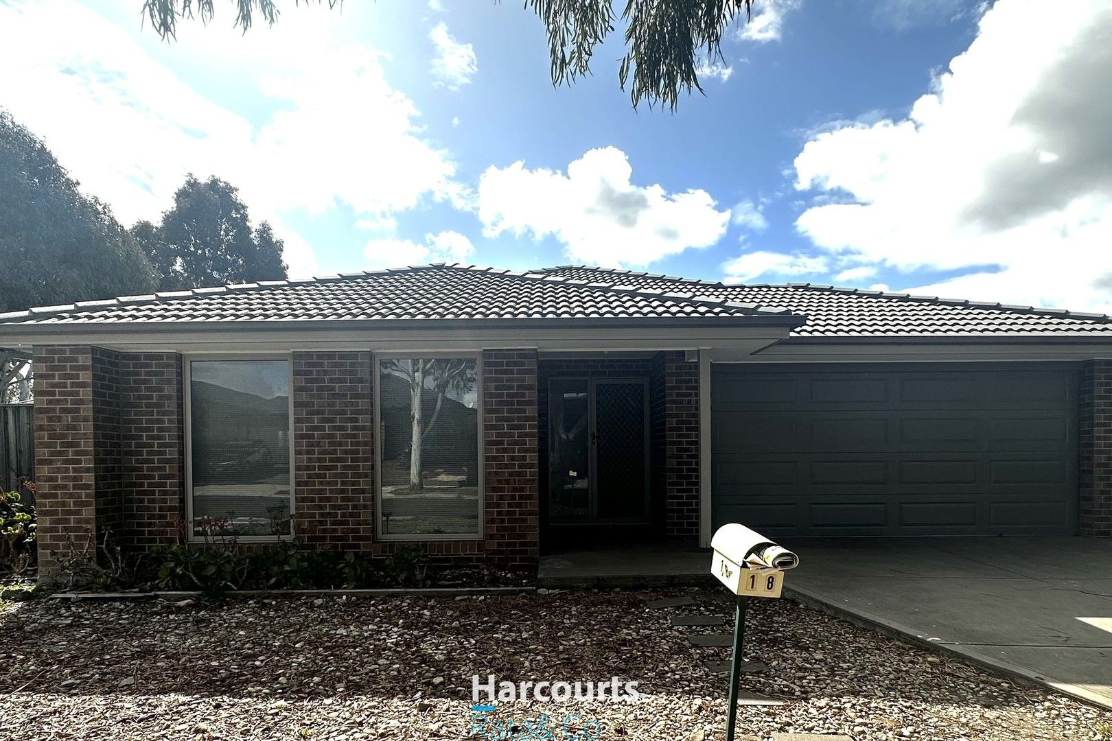 5 bedrooms House in 18 Florence Drive MERNDA VIC, 3754